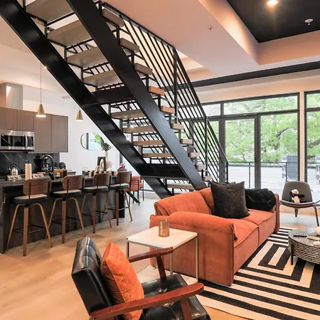 Unit 8 Spacious 2Br Penthouse Sleeps 8